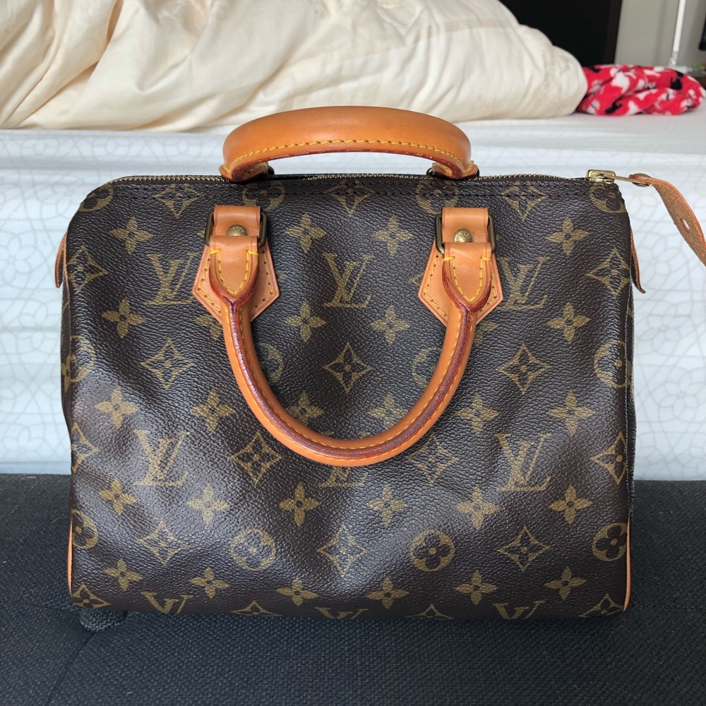 Louis Vuitton speedy 25 monogram